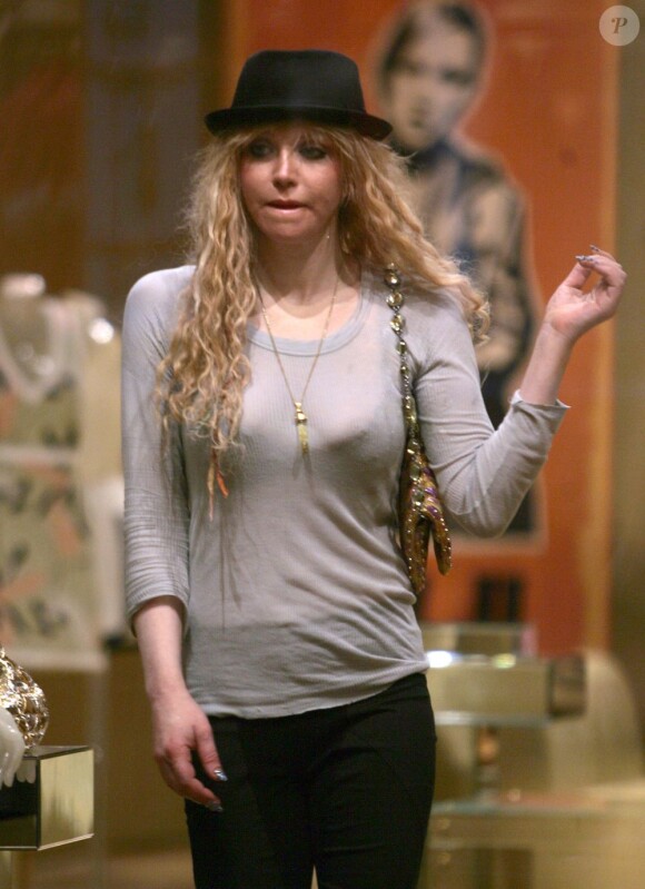 Courtney Love la mère de Frances Bean Cobain à New York le 25 janvier 2010.