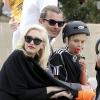 Gwen Stefani, Gavin Rossdale et leurs deux enfants Kingston et Zuma démarrent le week-end de Pâques avec une après-midi en plein air dans un parc de Brentwood. Los Angeles, le 30 mars 2013.