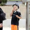 Kingston (6 ans), entame le week-end de Pâques en famille avec une après-midi détente dans un parc de Brentwood. Los Angeles, le 30 mars 2013.