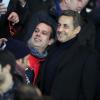 Nicolas Sarkozy a ses supporters - Quart de finale aller de la Ligue des champions de football entre le Paris Saint-Germain et le FC Barcelone au Parc des Princes à Paris le 2 avril 2013.