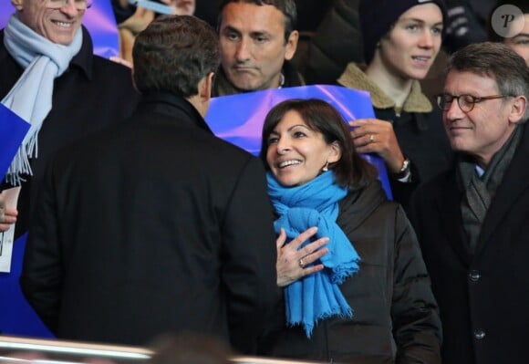 Nicolas Sarkozy et Anne Hidalgo - Quart de finale aller de la Ligue des champions de football entre le Paris Saint-Germain et le FC Barcelone au Parc des Princes à Paris le 2 avril 2013.