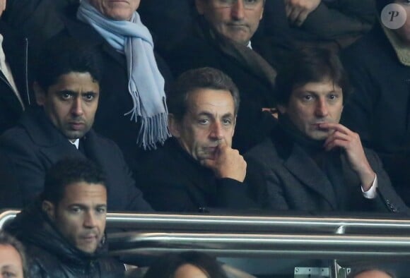 Nicolas Sarkozy entre Leonardo et Nasser Al-Khelaïfi - Quart de finale aller de la Ligue des champions de football entre le Paris Saint-Germain et le FC Barcelone au Parc des Princes à Paris le 2 avril 2013.