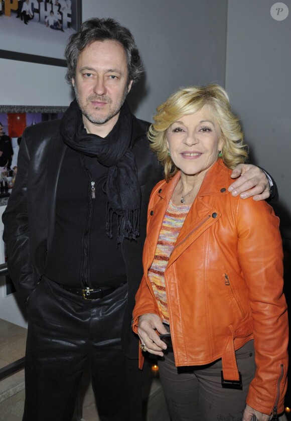 Nicolletta et son mari lors de la séance de dédicaces du livre de la Princesse Hermine de Clermont-Tonnerre à l'Alcazar à Paris, le 2 avril 2013.