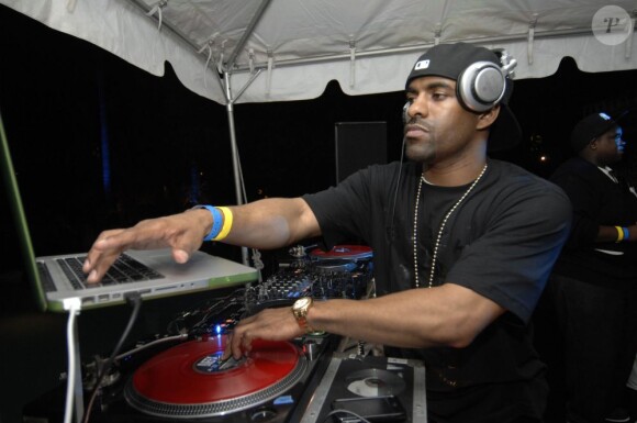 DJ Clue à Miami Beach, en février 2010.