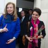 Valérie Trierweiler et Najat Vallaud-Belkacem rendent visite à une association de défense des femmes à Rabat, le 4 avril 2013.