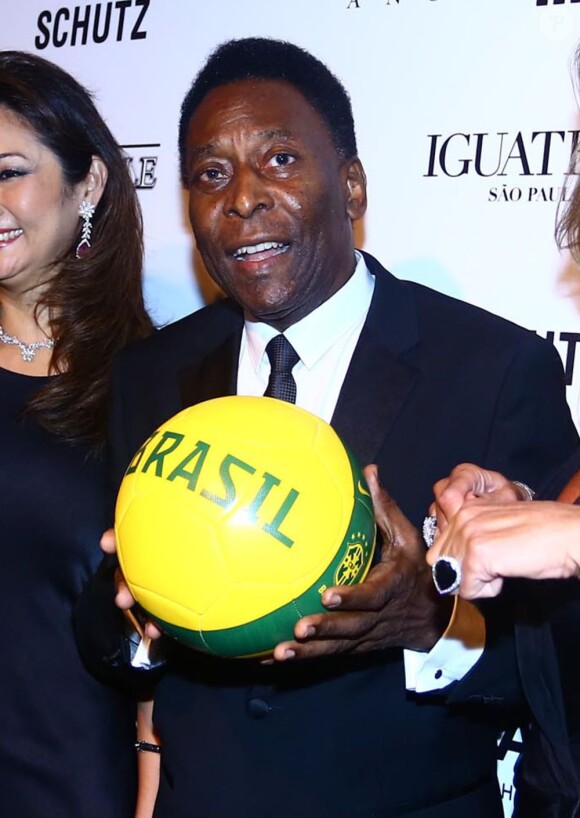 Pelé au Gala de l'amfAR à Sao Paulo au Brésil le 5 avril 2013.