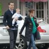 Exclu - Reese Witherspoon et son mari Jim Toth, ainsi que leur fils Tennessee sont allés déjeuner avec des amis à Nashville, le 30 mars 2013.