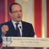 François Hollande décorait François Gabart, vainqueur du Vendée Globe 2012-2013 de la Légion d'honneur le 8 avril 2013 au palais de l'Elysée en compagnie des anciens vainqueurs du Vendée Globe