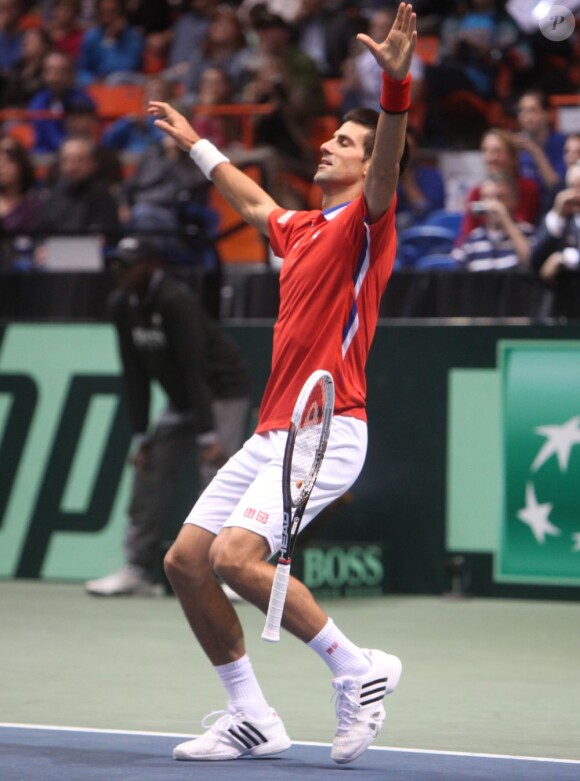Novak Djokovic lors de son match de Coupe Davis face à Sam Querrey à Boise le 7 avril 2013