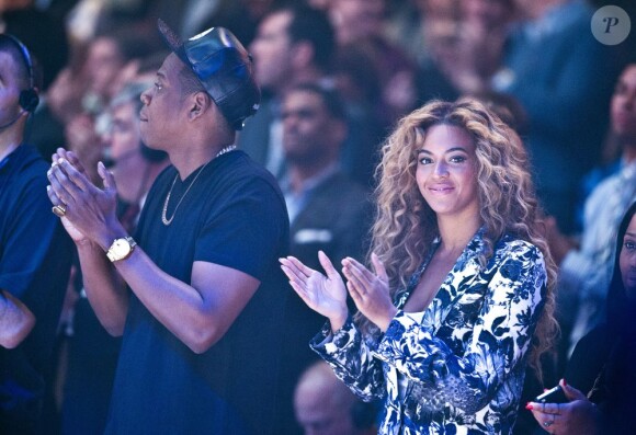 Jay-Z et Beyoncé au NBA All-Star Game au Toyota Center à Houston, au Texas, le 17 février 2013.