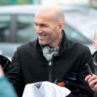 Zinédine Zidane à Bordeaux : Heureux et souriant pour un retour aux sources