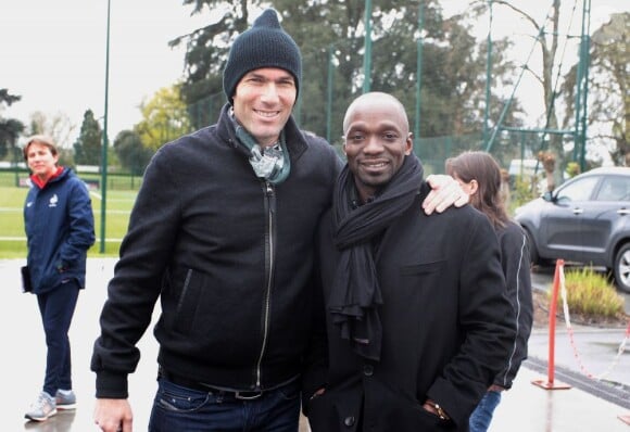 Zinédine Zidane et Claude Makelele au domaine du Haillan à Bordeaux le 11 avril 2013 où il suit un stage en vue de l'obtention de son diplôme d'entraîneur.