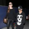 Angelina Jolie et son fils Maddox arrivent à l'aéroport de Los Angeles, le 12 avril 2013.