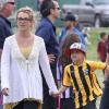 Britney Spears, fière maman, est allée voir ses fils Jayden et Sean Preston à leur match de football sur un terrain de Woodland Hills, le 14 avril 2013.