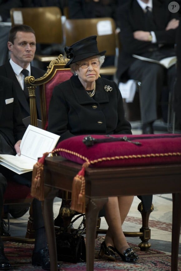 La reine Elizabeth II lors des funérailles de Margaret Thatcher, célébrées le 17 avril 2013 en la cathédrale St Paul de Londres.