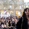 Agnès Gaubert au rassemblement des pro-mariage pour tous devant la mairie du 4e arrondissement de Paris, le 23 avril 2013.