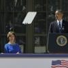 Barack Obama en plein discours à l'inauguration du George W. Bush Presidential Library à Dallas au Texas, le 25 avril 2013. À ses côtés, George W. Bush, sa femme Laura, George H. W Bush et sa femme Barbara. 