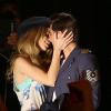 Zac Efron et Halston Sage en plein baiser sur le tournage du film Townies à Los Angeles, le 26 avril 2013.