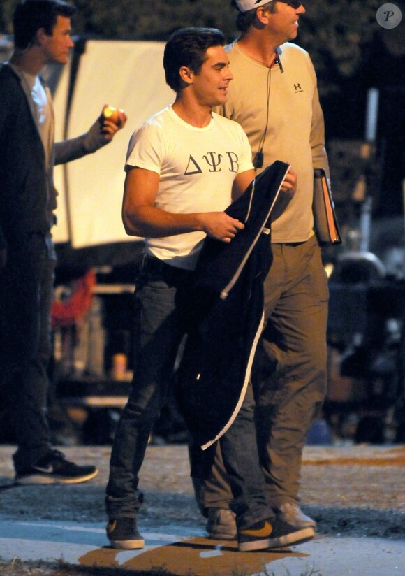 Zac Efron musclé sur le tournage du film Townies à Los Angeles, le 26 avril 2013.