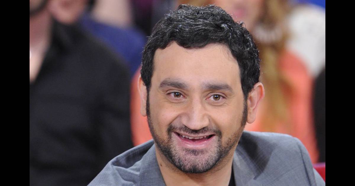 Cyril Hanouna Rejoint Europe Purepeople