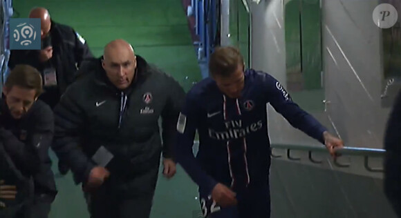 David Beckham, dans les couloirs du stade d'Evian après avoir été expulsé lors du match entre Evian et le PSG le 28 avril 2013 à Evian
