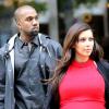 Après un rapide séjour en Grèce, Kim Kardashian retrouve son chéri Kanye West à Paris et dévalisait les boutiques de luxe du VIIIe arrondissement. Le 30 avril 2013.