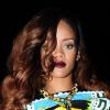 La chanteuse Rihanna, en t-shirt Mary Katrantzou, mini-short et bottes Tom Ford, se rend au restaurant Da Silvano. New York, le 30 avril 2013.