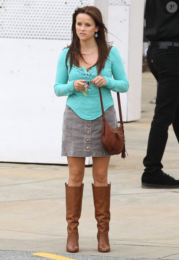 Exclusif - Reese Witherspoon, brune, sur le tournage de The Good Lie à Atlanta, le 11 avril 2013.