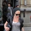 Pink et sa petite tête blonde, Willow, sortant de leur hôtel à Berlin le vendredi 3 mai 2013.