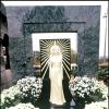 Inauguration de la statue de Dalida au cimetière de Montmartre, le 31 octobre 1987.