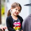 Sarah Michelle Gellar a emmené sa fille Charlotte au Farmer's Market à Los Angeles, le 5 mai 2013. La petite fille a eu la chance de faire du poney.