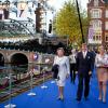 Le roi Willem-Alexander des Pays-Bas, la reine Maxima et la princesse Beatrix prenaient part le 5 mai 2013 au soir, sur l'Amstel à Amsterdam, au concert parachevant les célébrations du Jour de la Libération.