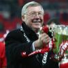 Alex Ferguson après la victoire en Carling Cup à Wembley à Londres le 1er mars 2009