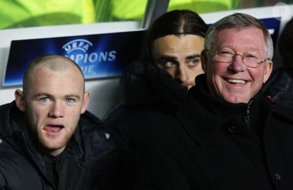 Wayne Rooney et Alex Ferguson lors d'un match de Champions League entre le Celtic Glasgow et Manchester United au Celtic Park de Glasgow le 6 novembre 2008