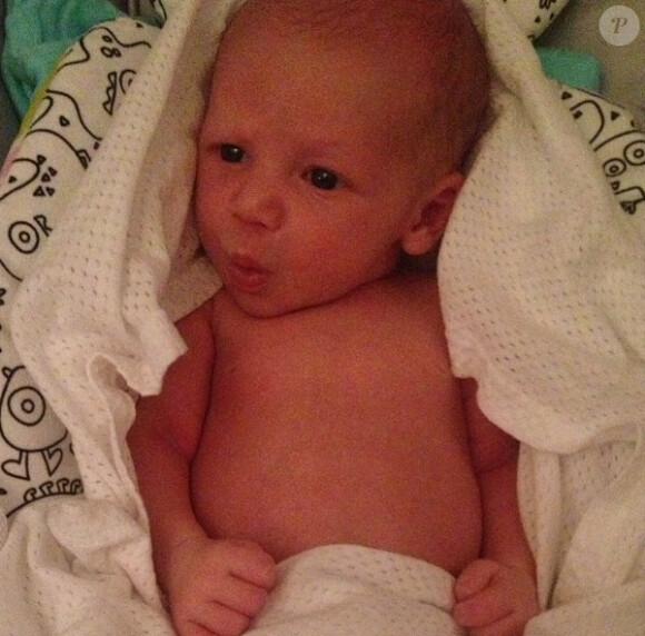Le petit Sebastian, fils de Malin Akerman.
Photo postée sur Twitter et Instagram par l'actrice.