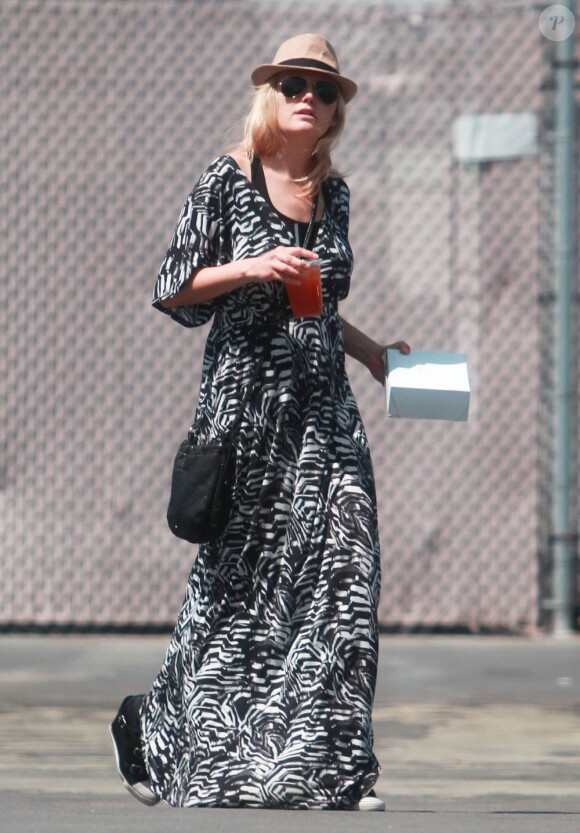 Malin Akerman, discrète dans les rues de Los Angeles le 3 mai 2013
Photo exclusive