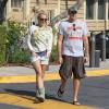 Britney Spears et son petit ami David Lucado prennent leur petit déjeuner à Westlake le 9 mai 2013.