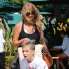 Goldie Hawn et Ryder, le 11 mai 2013 à Malibu.