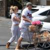Britney Spears et son petit ami David Lucado font leur courses au supermarché de Westlake, le 9 mai 2013.