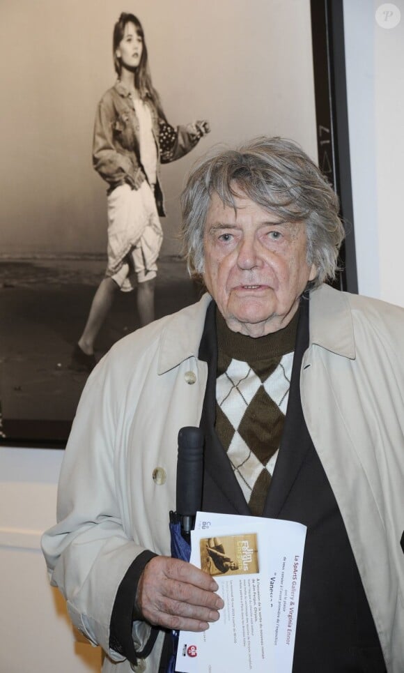 Exclu - Jean-Pierre Mocky au vernissage de lexposition de Pierre Terrason, "Vanessa Paradis - Les Années Lolita", à la Galerie Sparts à Paris le 14 mai 2013.
