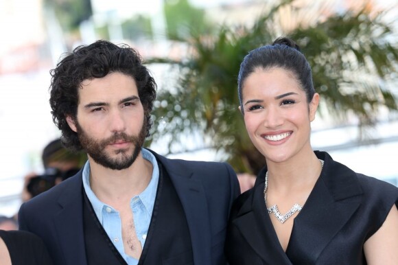 Tahar Rahim et Sabrina Ouazani lors du photocall du film "Le Passé" au 66e Festival International du Film de Cannes le 17 mai 2013