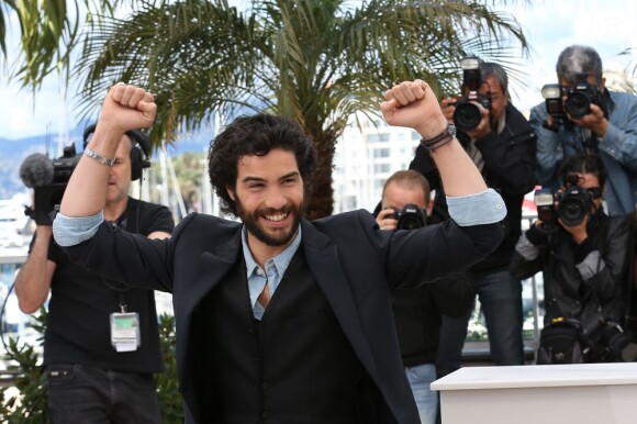 Tahar Rahim lors du photocall du film "Le Passé" au 66e Festival International du Film de Cannes le 17 mai 2013