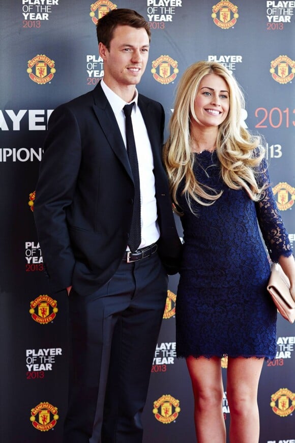 Johnny Evans et sa compagne Helen McConnell lors de la soirée qui désignait le meilleur joueur de Manchester United pour la saison 2012-2013, le 15 mai 2013 à Manchester