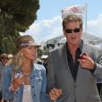 David Hasselhoff avec sa girlfriend Hayley Roberts sur la croisette à Cannes, le 17 mai 2013.