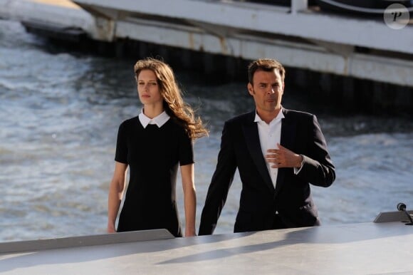 François Ozon et Marine Vacth arrivent sur l'émission de Canal + Le Grand Journal à Cannes, le 17 mai 2013.