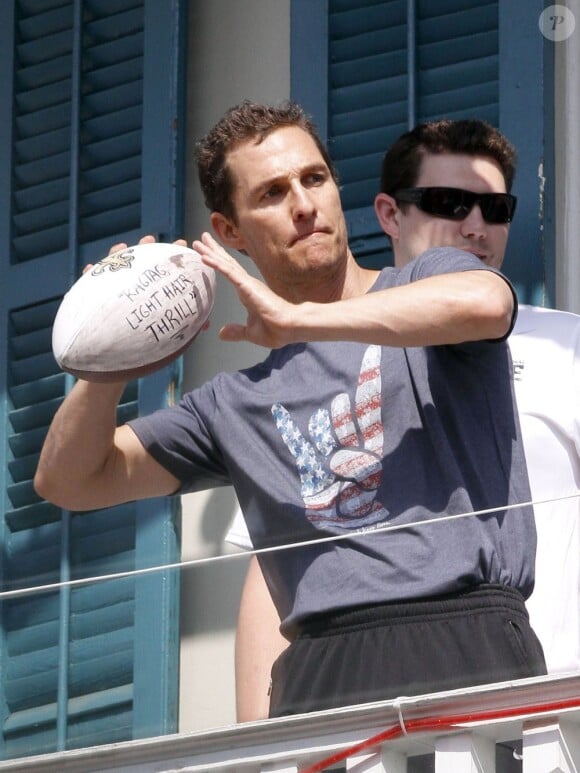 Exclusif - Matthew McConaughey et le footballeur américain Drew Brees lors d'un événement caritatif pour l'association de l'acteur à la Nouvelle-Orleans, le 17 mai 2013.