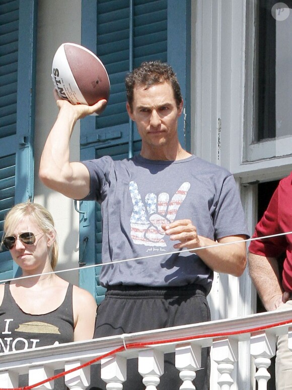 Exclusif - Matthew McConaughey et le footballeur américain Drew Brees lors d'un événement caritatif pour l'association de l'acteur, Just Keep Livin', à la Nouvelle-Orleans, le 17 mai 2013.