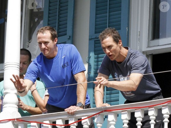 Exclusif - Matthew McConaughey et le footballeur américain Drew Brees lors d'un événement caritatif pour l'association de l'acteur, Just Keep Livin', à la Nouvelle-Orleans, le 17 mai 2013.