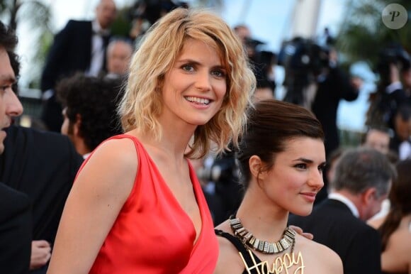 Alice Taglioni lors de la montée des marches pour le film Blood Ties (hors compétition) au Festival de Cannes le 20 mai 2013