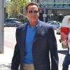 Arnold Schwarzenegger va déjeuner au restaurant à Beverly Hills, le 10 avril 2013.